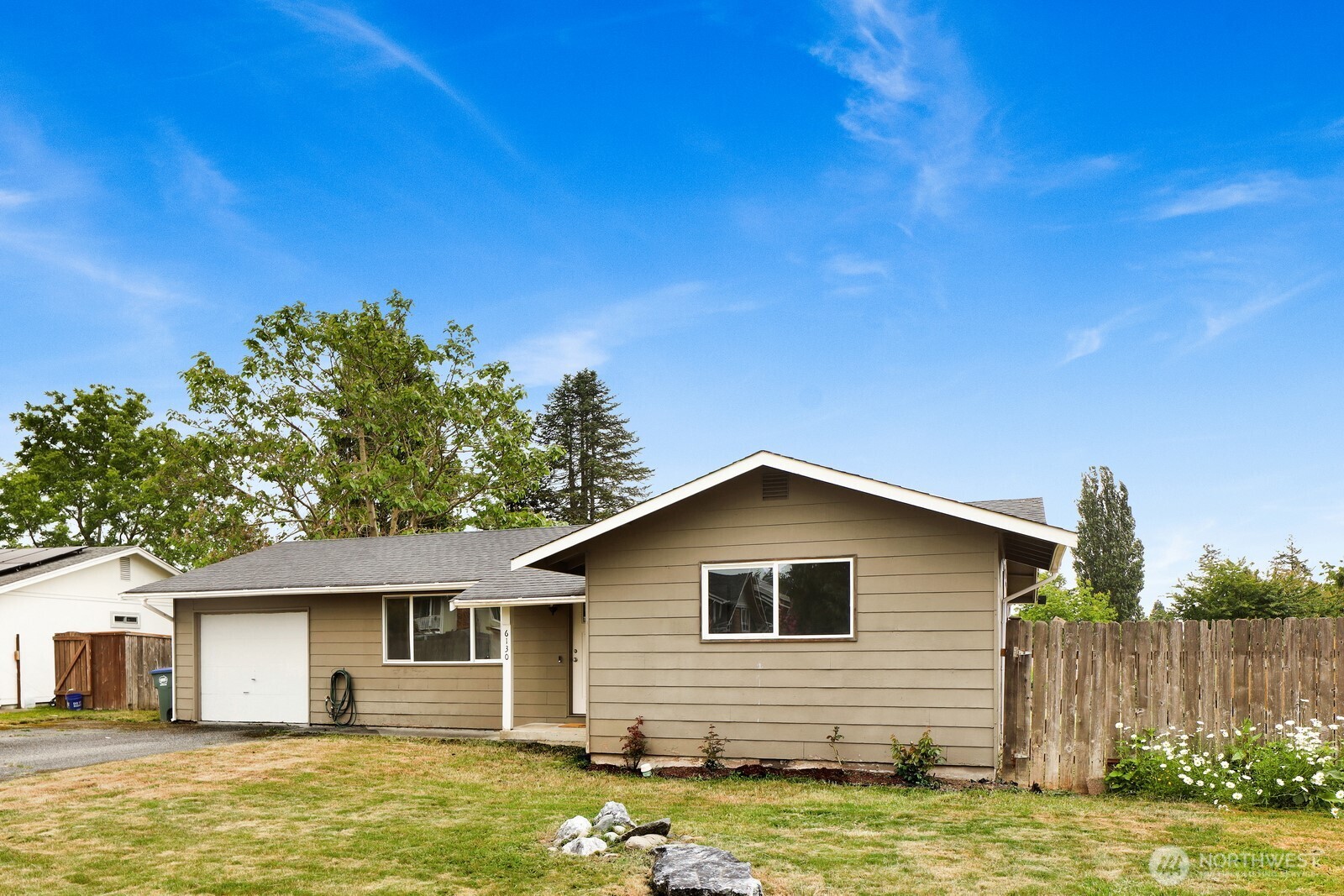 6130 Sunshine Drive Property Photo 3