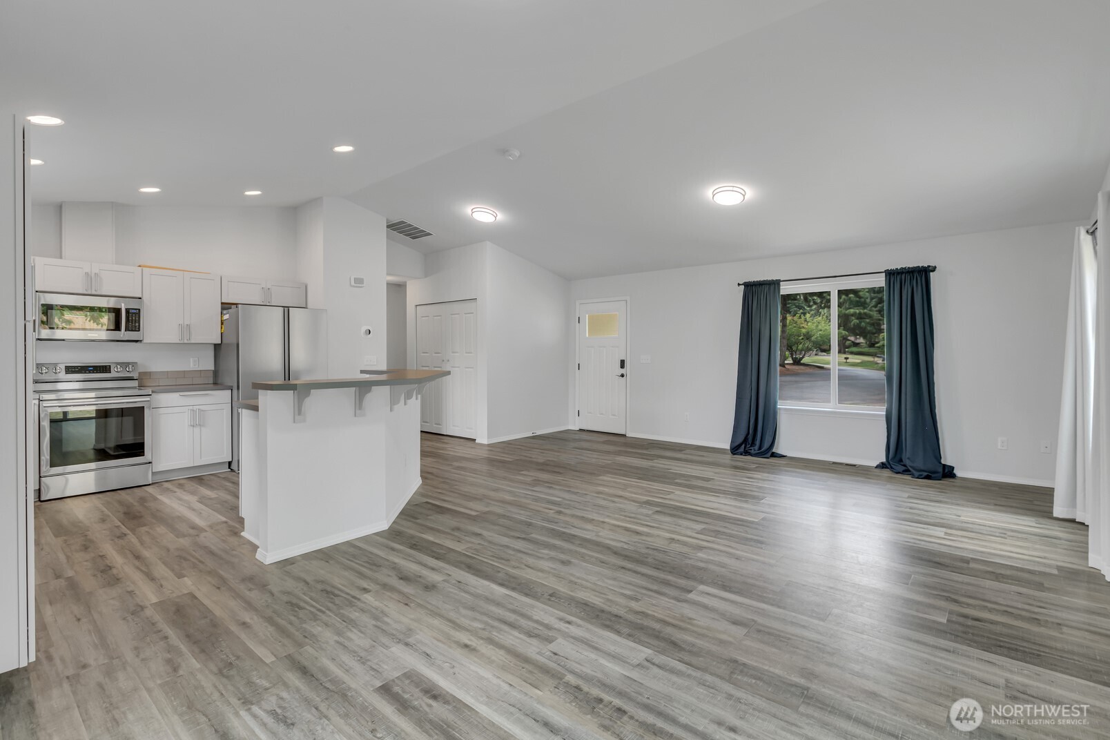 7215 36th Street Property Photo 5