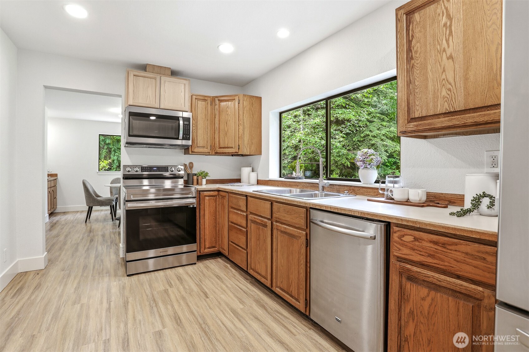 1012 Carlson Road Property Photo 11