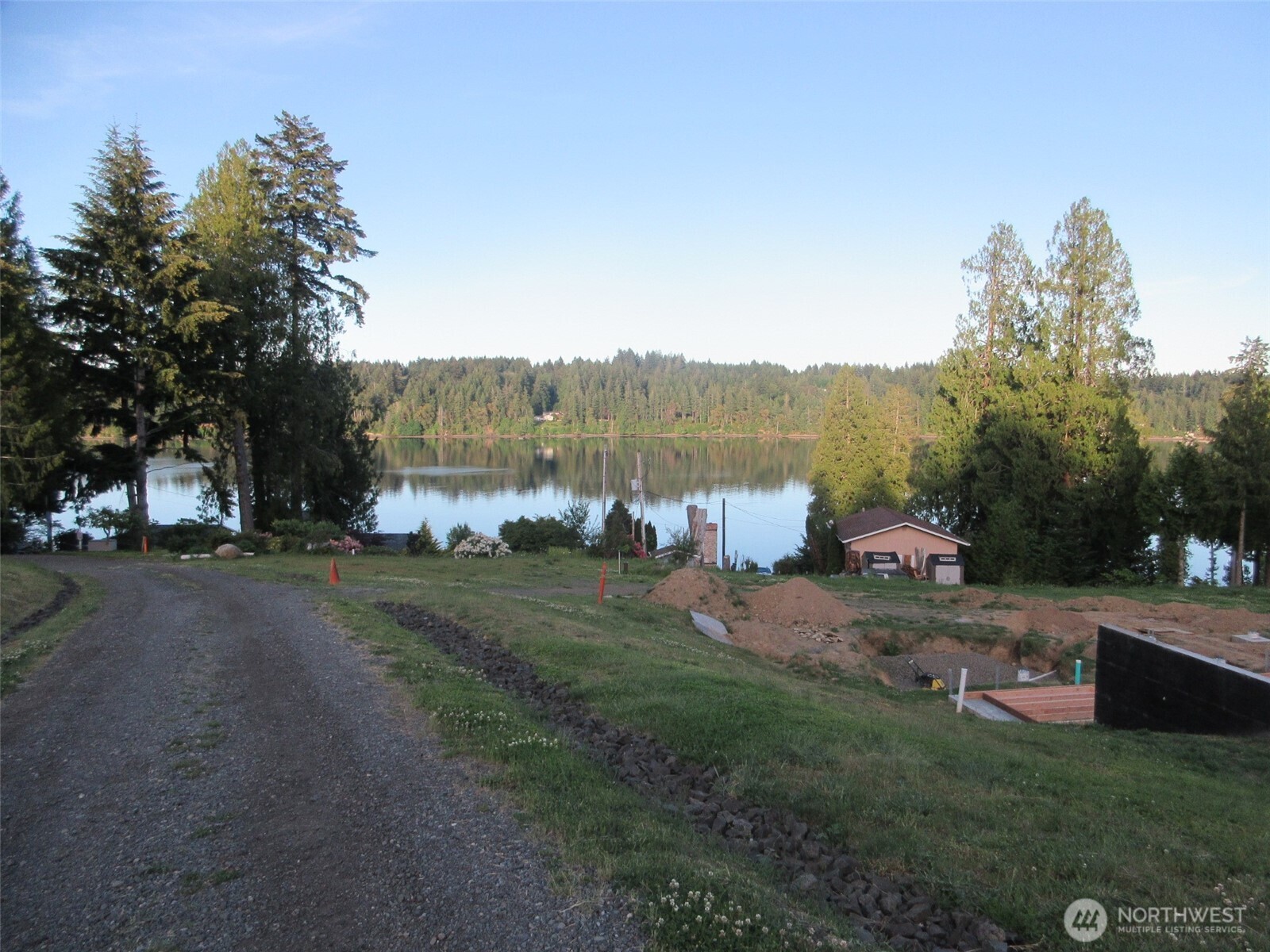 250 E Osprey Lane Property Photo 2