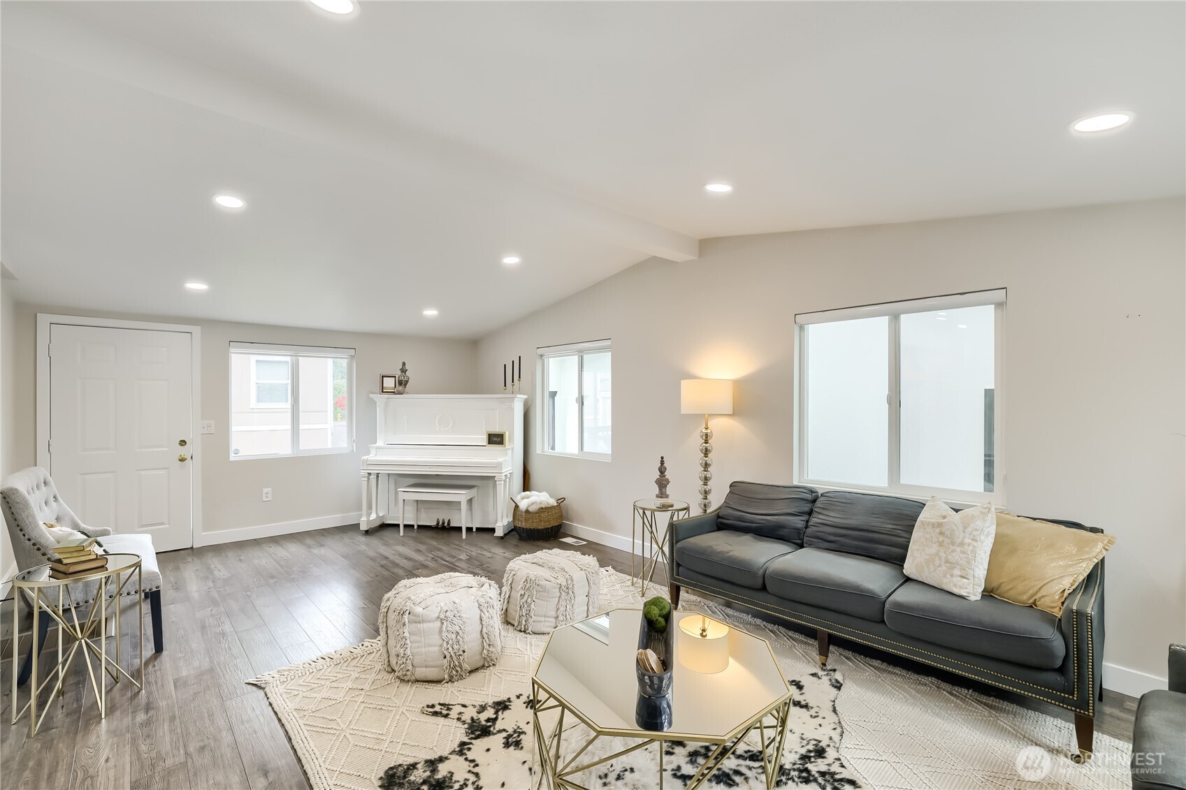 106 119th Street Property Photo 3