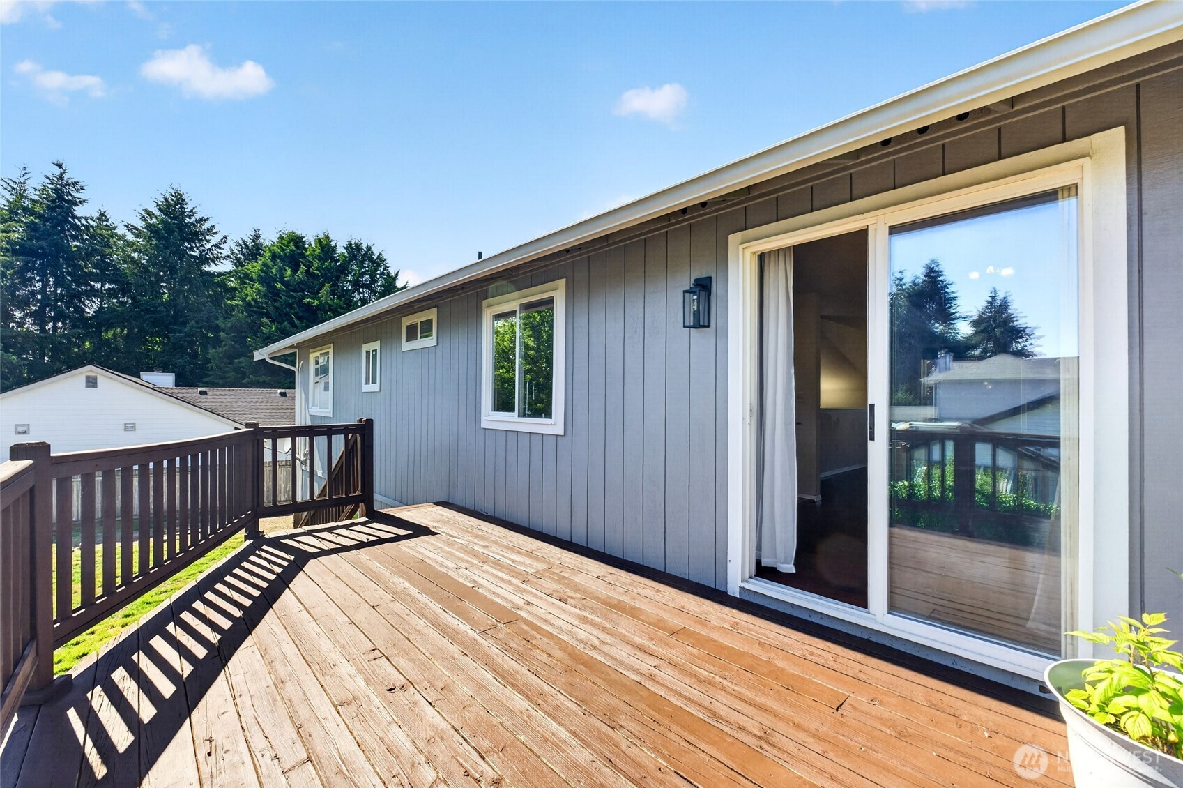 7106 190th Street Ct Property Photo 5