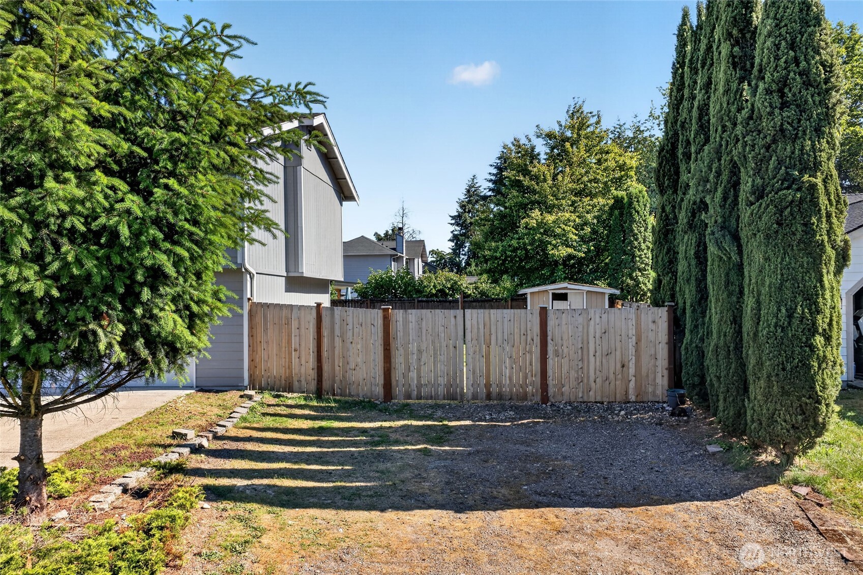 7106 190th Street Ct Property Photo 8