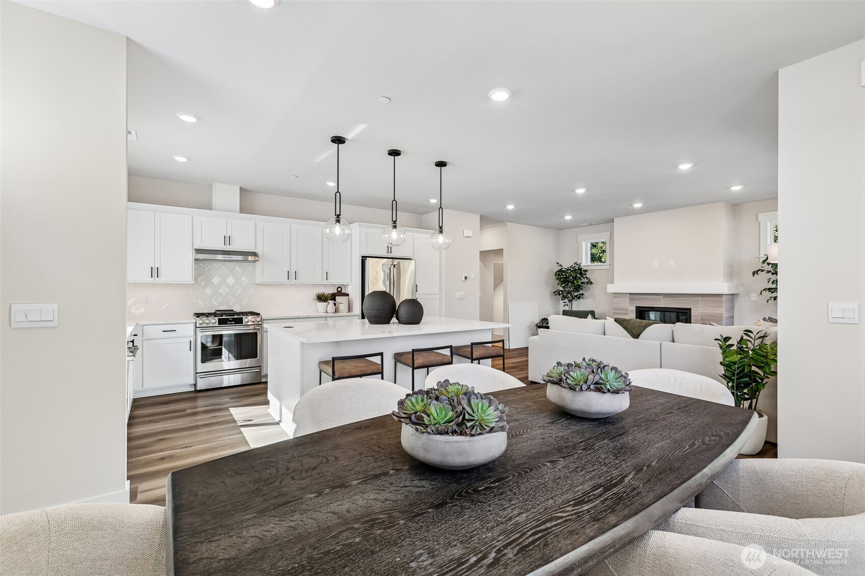 306 182nd Place Property Photo 10