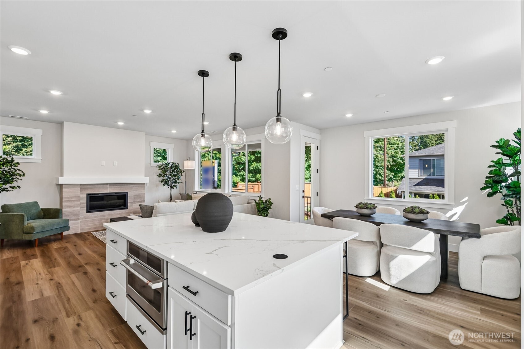 306 182nd Place Property Photo 11