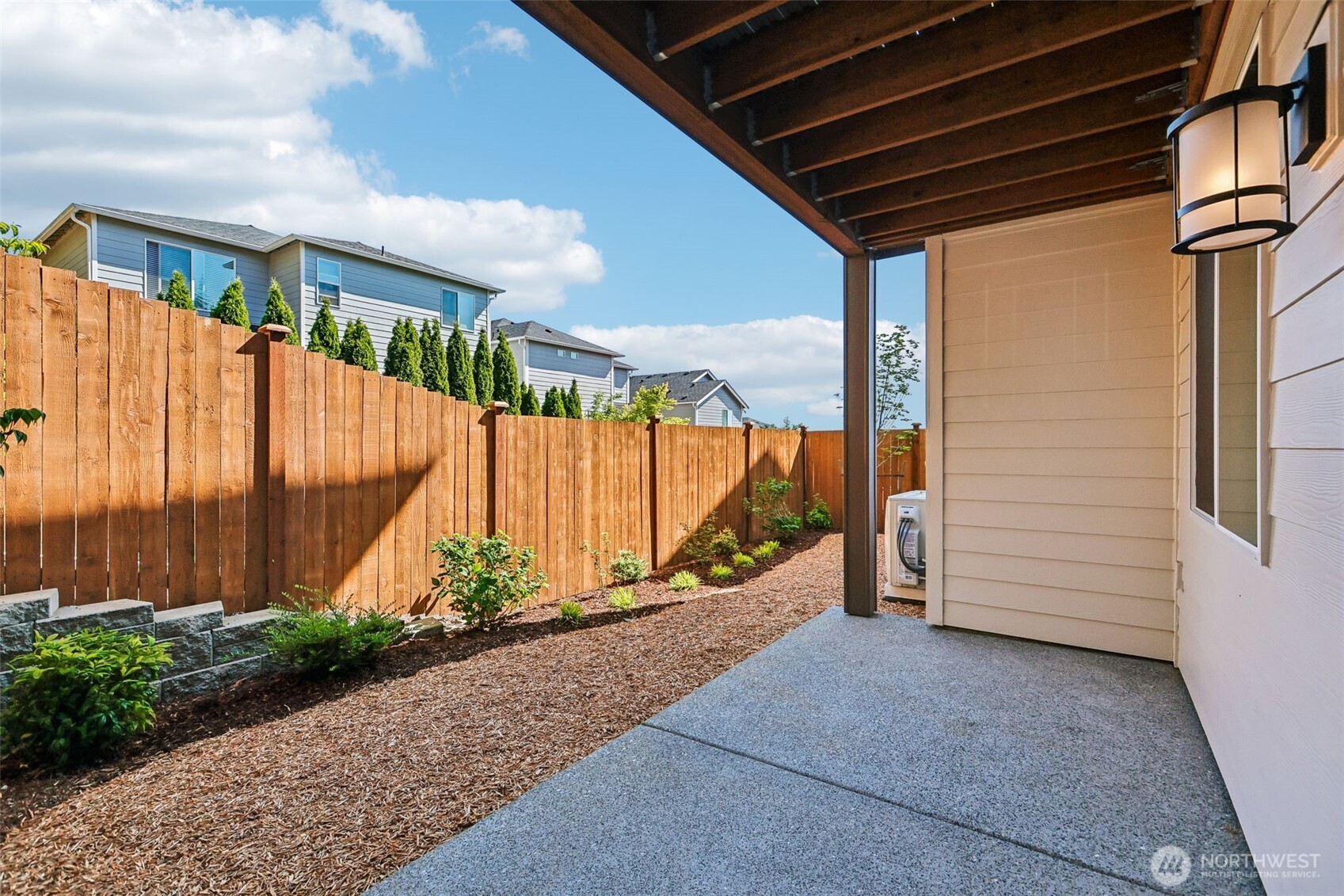 306 182nd Place Property Photo 15