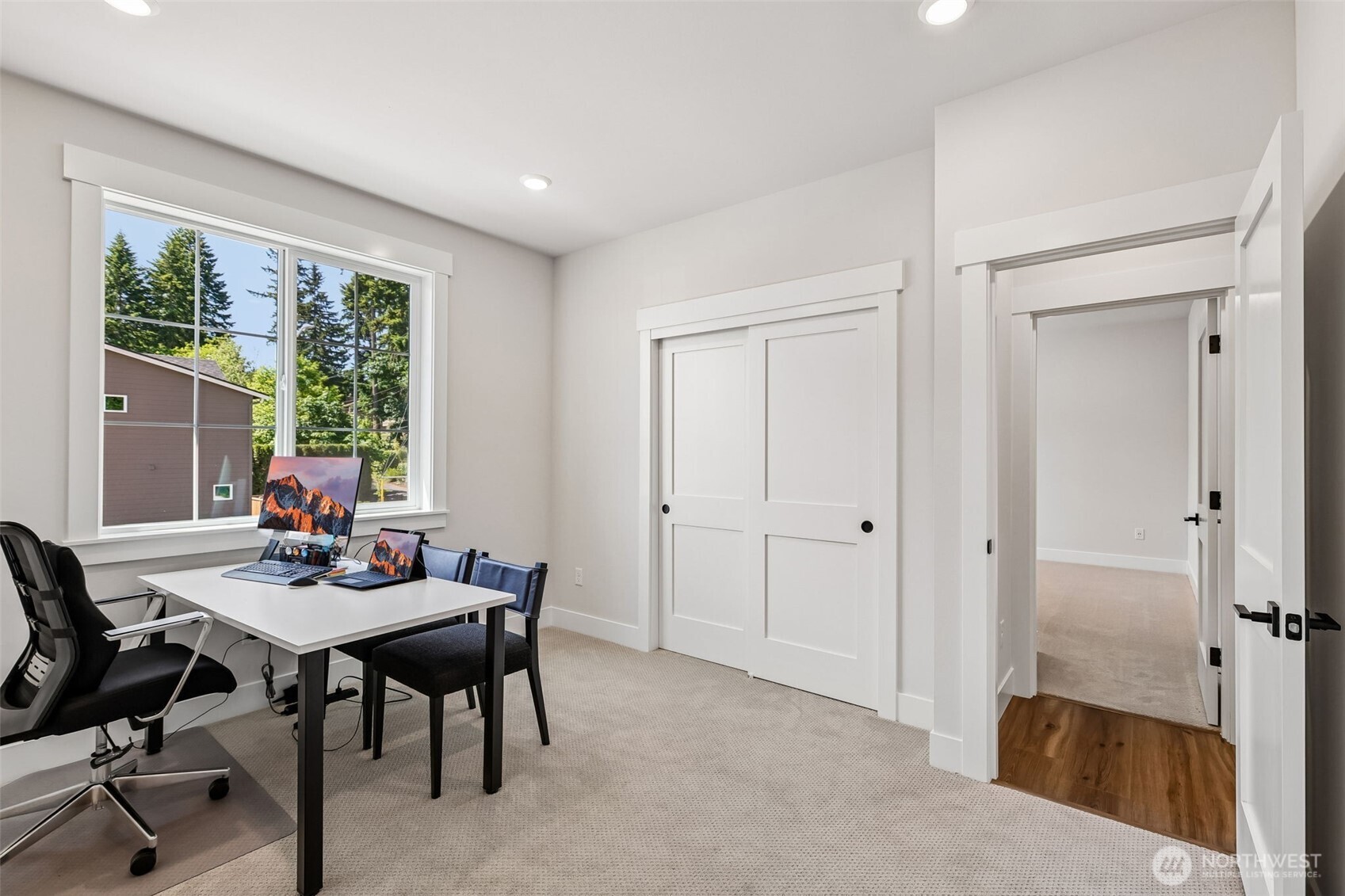 306 182nd Place Property Photo 20