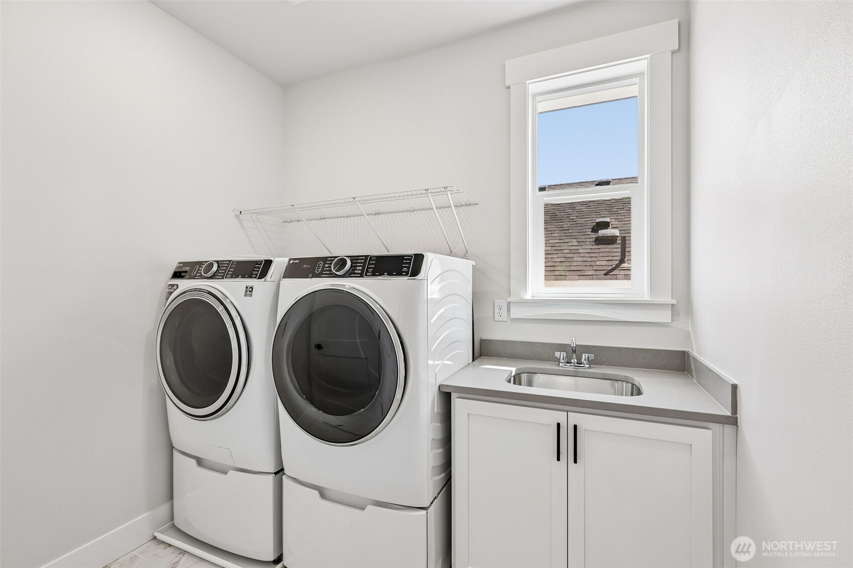 306 182nd Place Property Photo 23