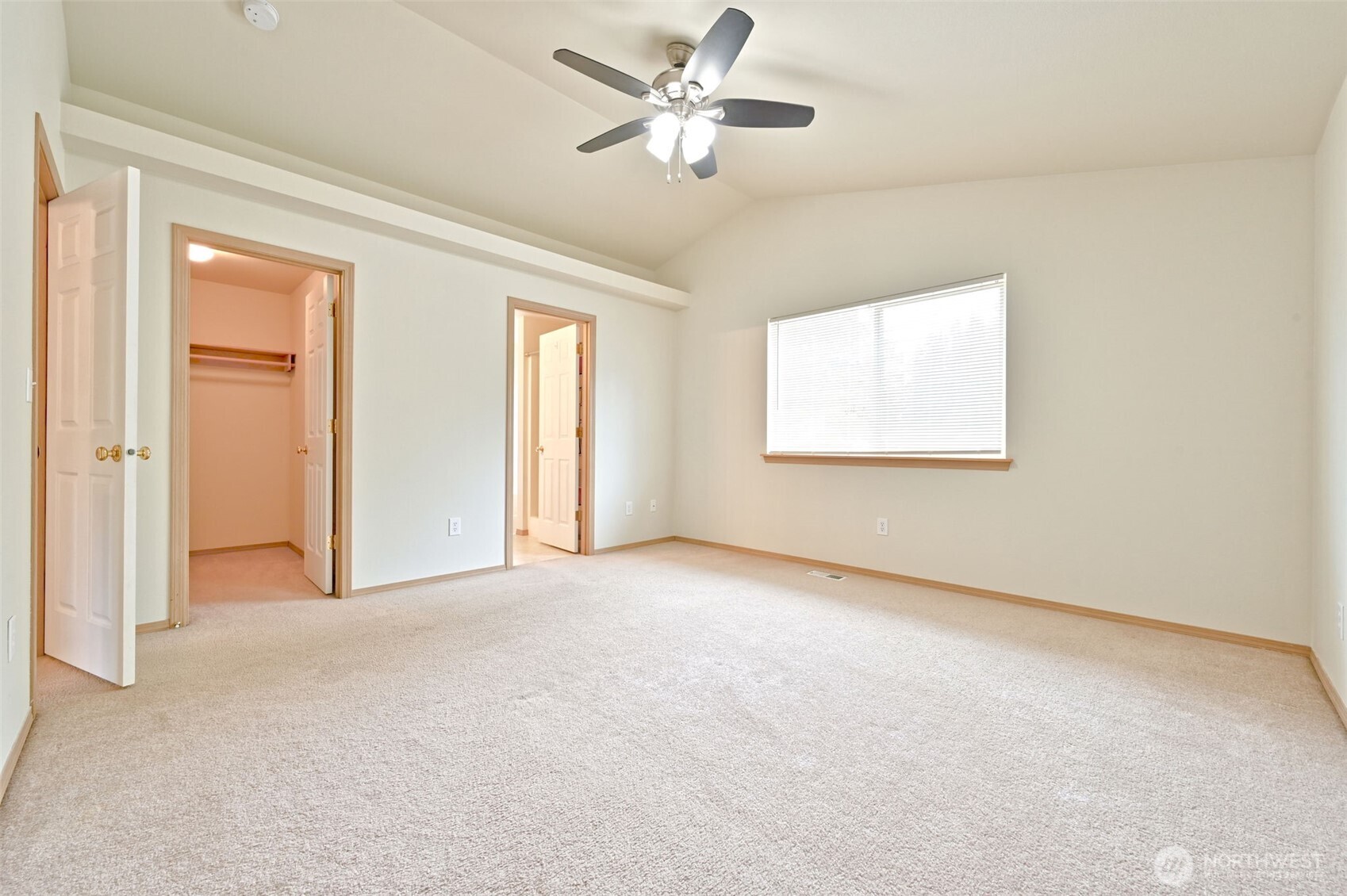 5721 208th St Ct E Property Photo 21