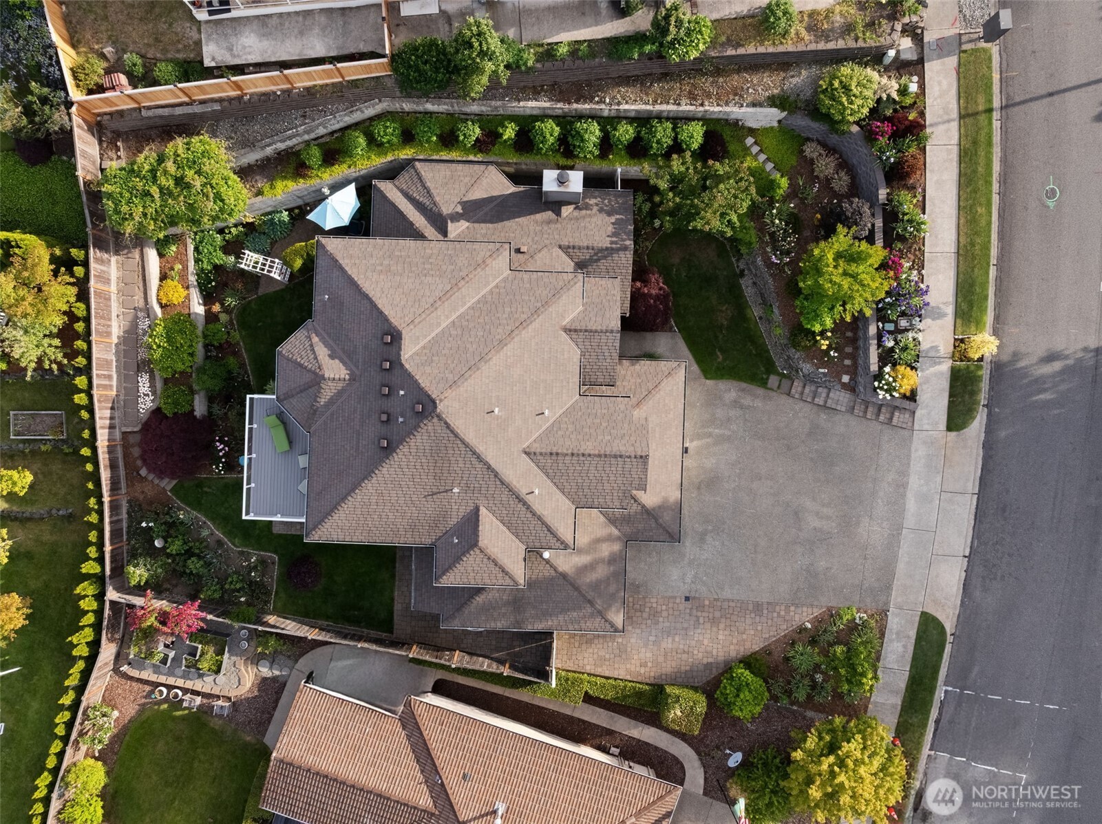 1860 Overview Drive Property Photo 39