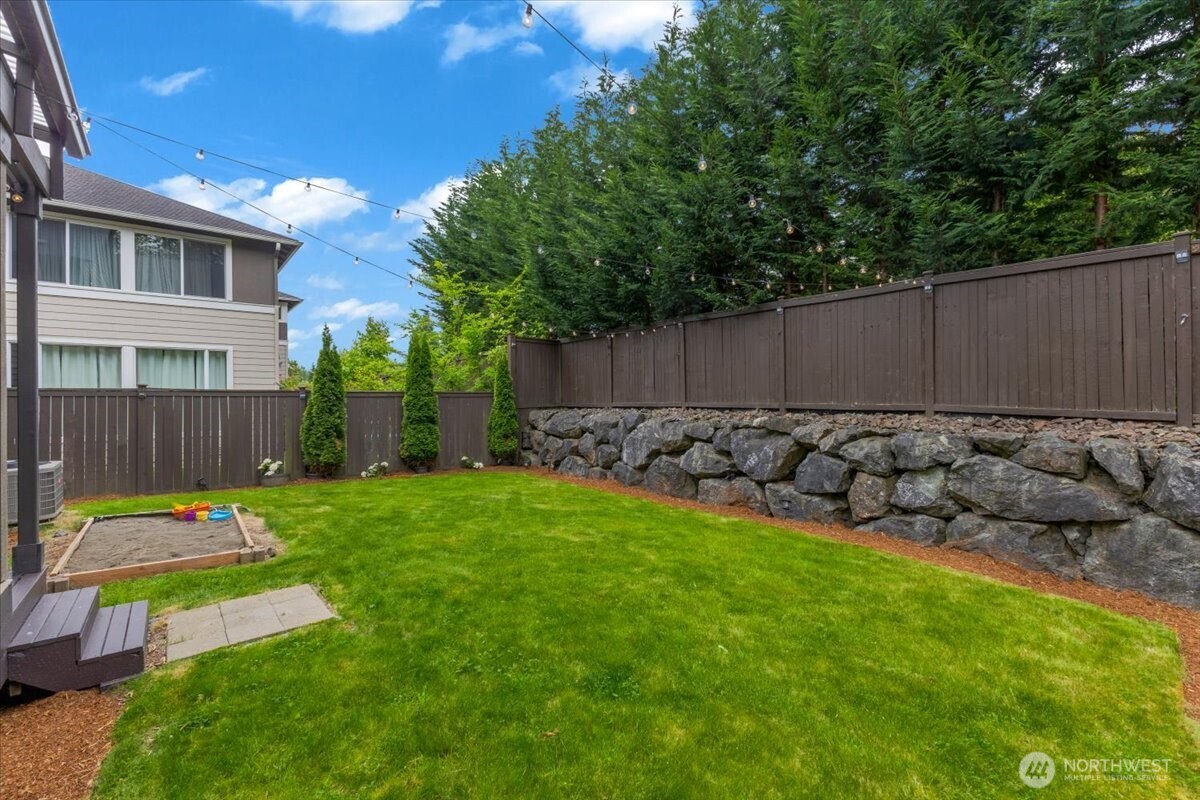 3907 168th Place Property Photo 34
