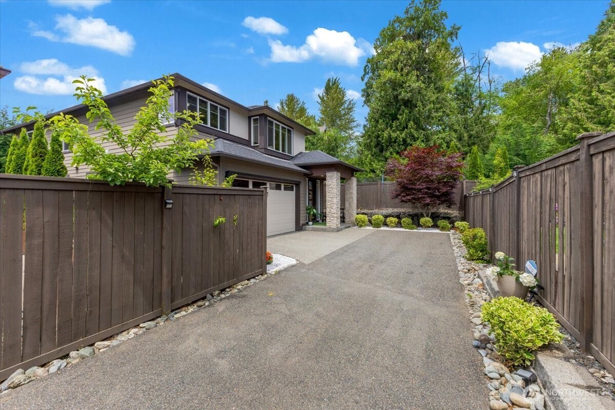 3907 168th Place Property Photo 35