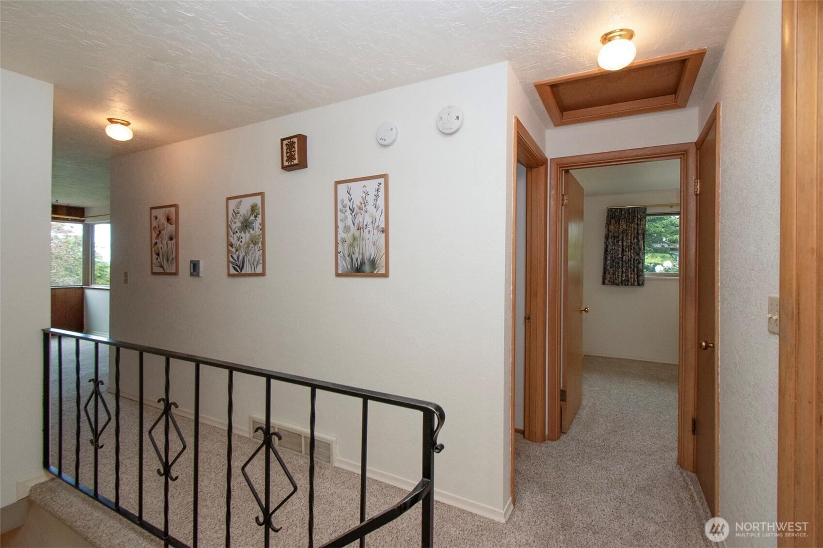 2518 S Oak Street Property Photo 9