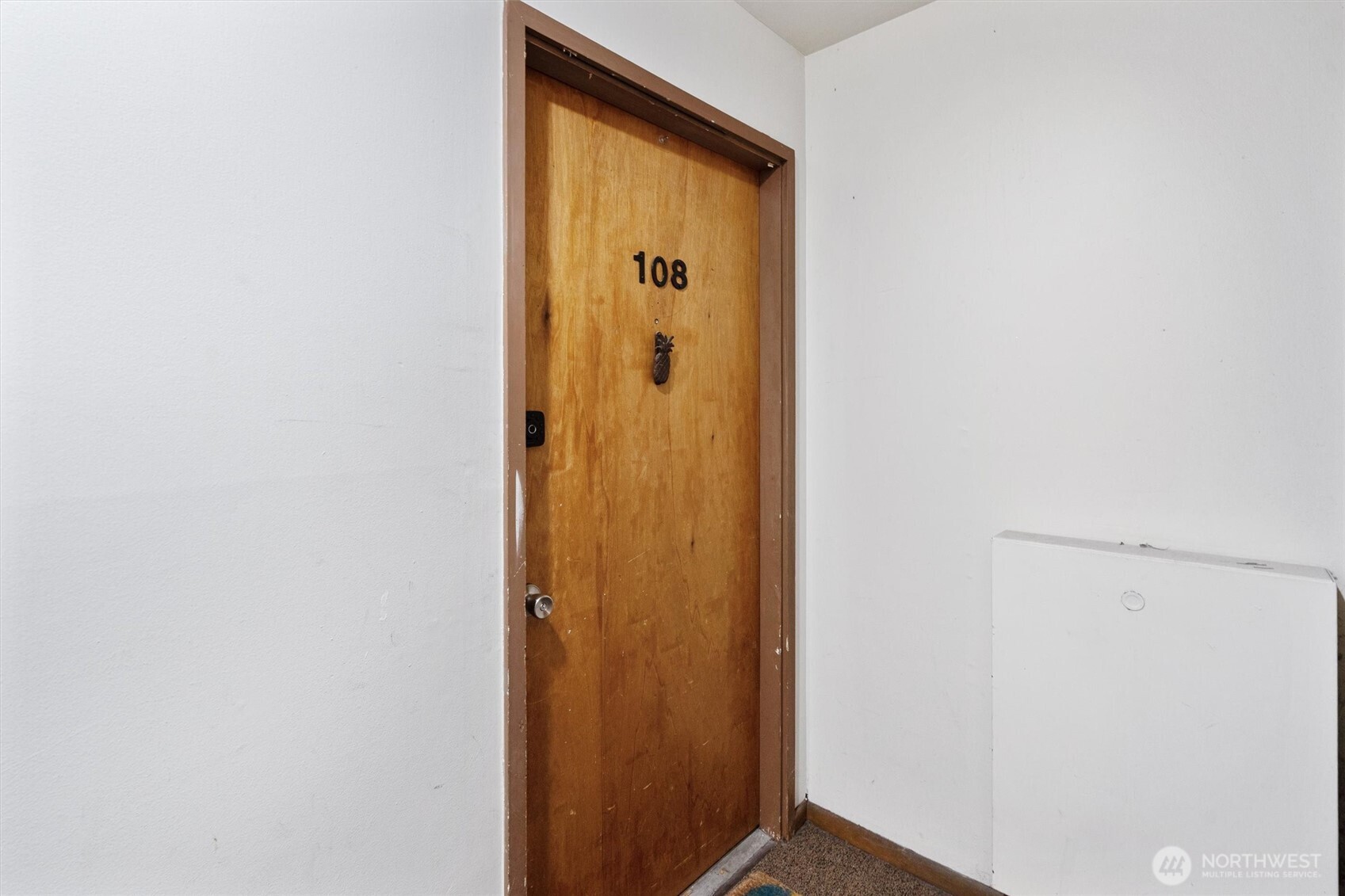 1808 S 118th Street 108 Property Photo 4
