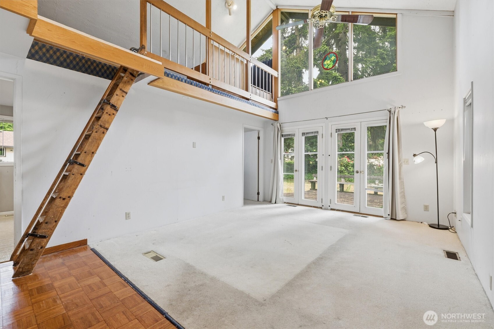 824 S 146th Street Property Photo 11