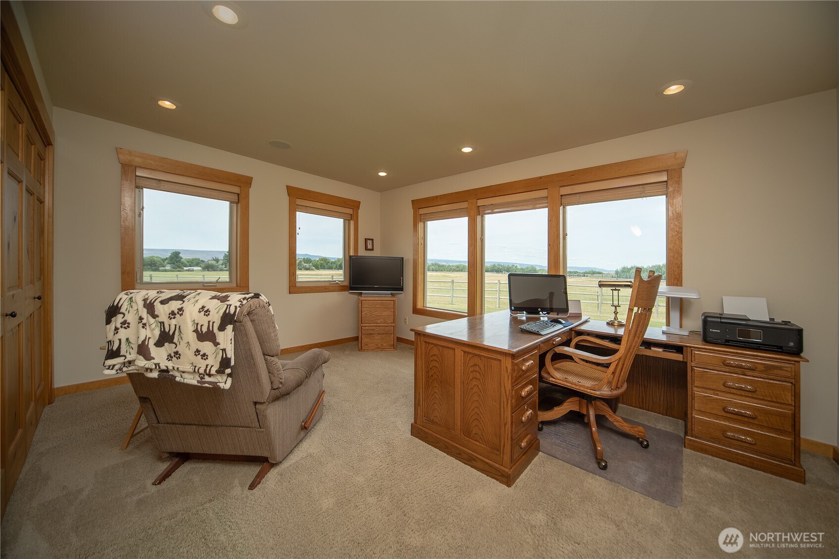 360 Double Creek Lane Property Photo 17