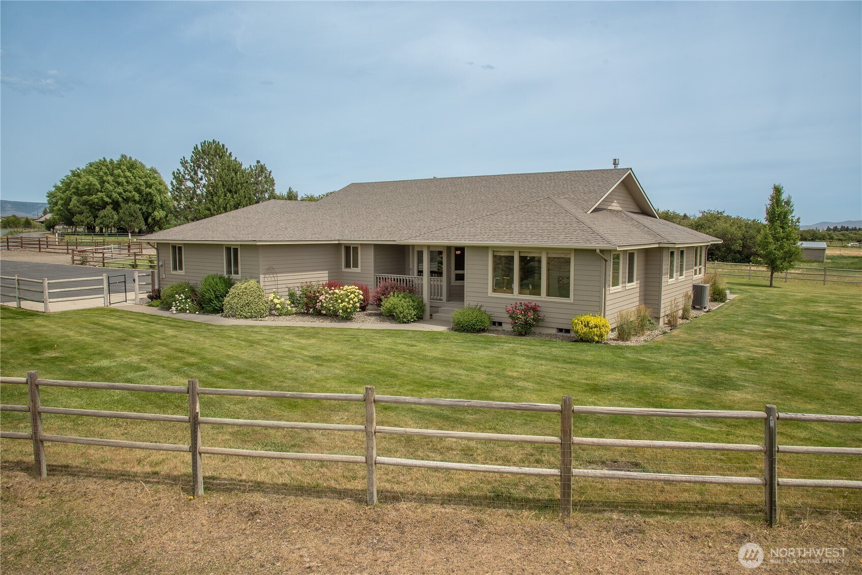 360 Double Creek Lane Property Photo 32