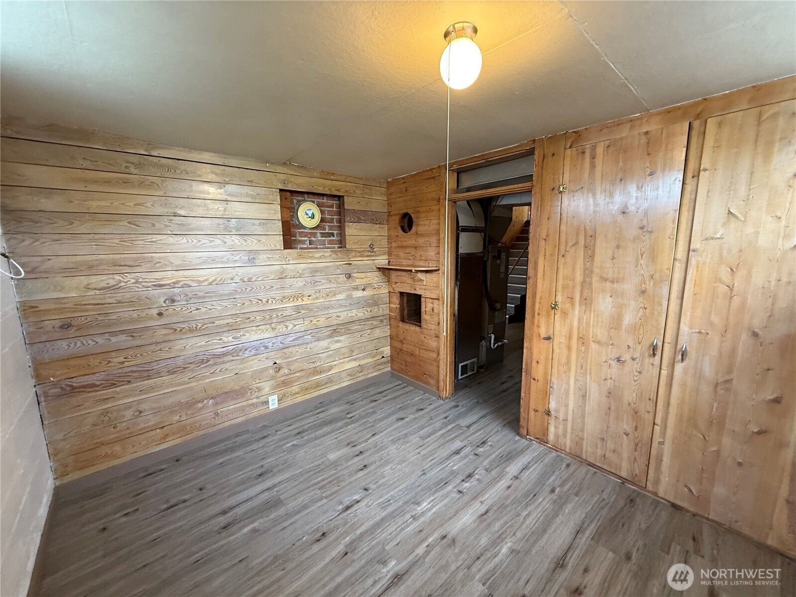 312 S Ash Street Property Photo 24