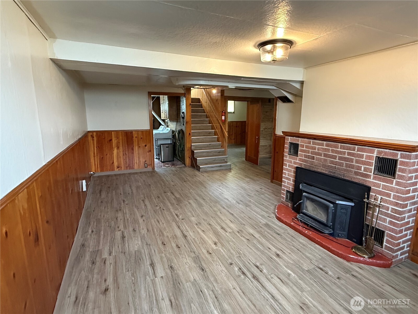 312 S Ash Street Property Photo 27