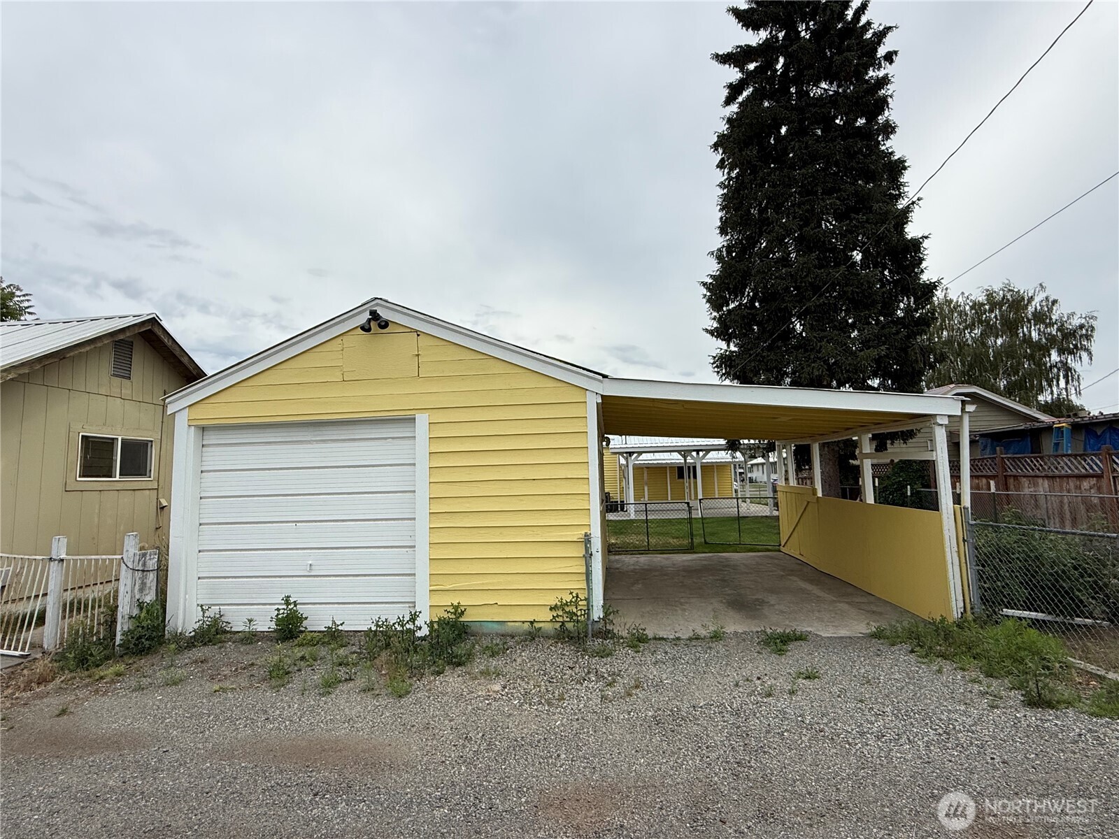 312 S Ash Street Property Photo 35