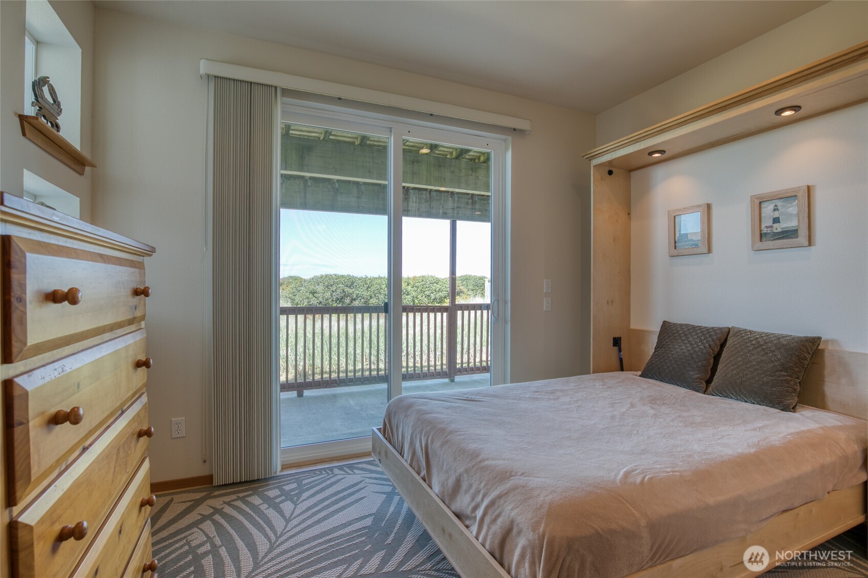 1003 S Sand Dune Avenue C Property Photo 24