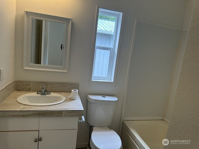 257 Easy Street Property Photo 22