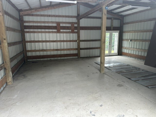 257 Easy Street Property Photo 29