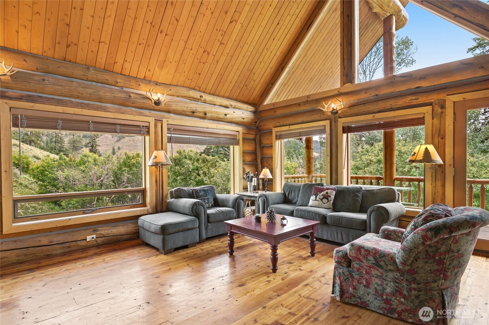 9350 N North Fork Road Property Photo 7