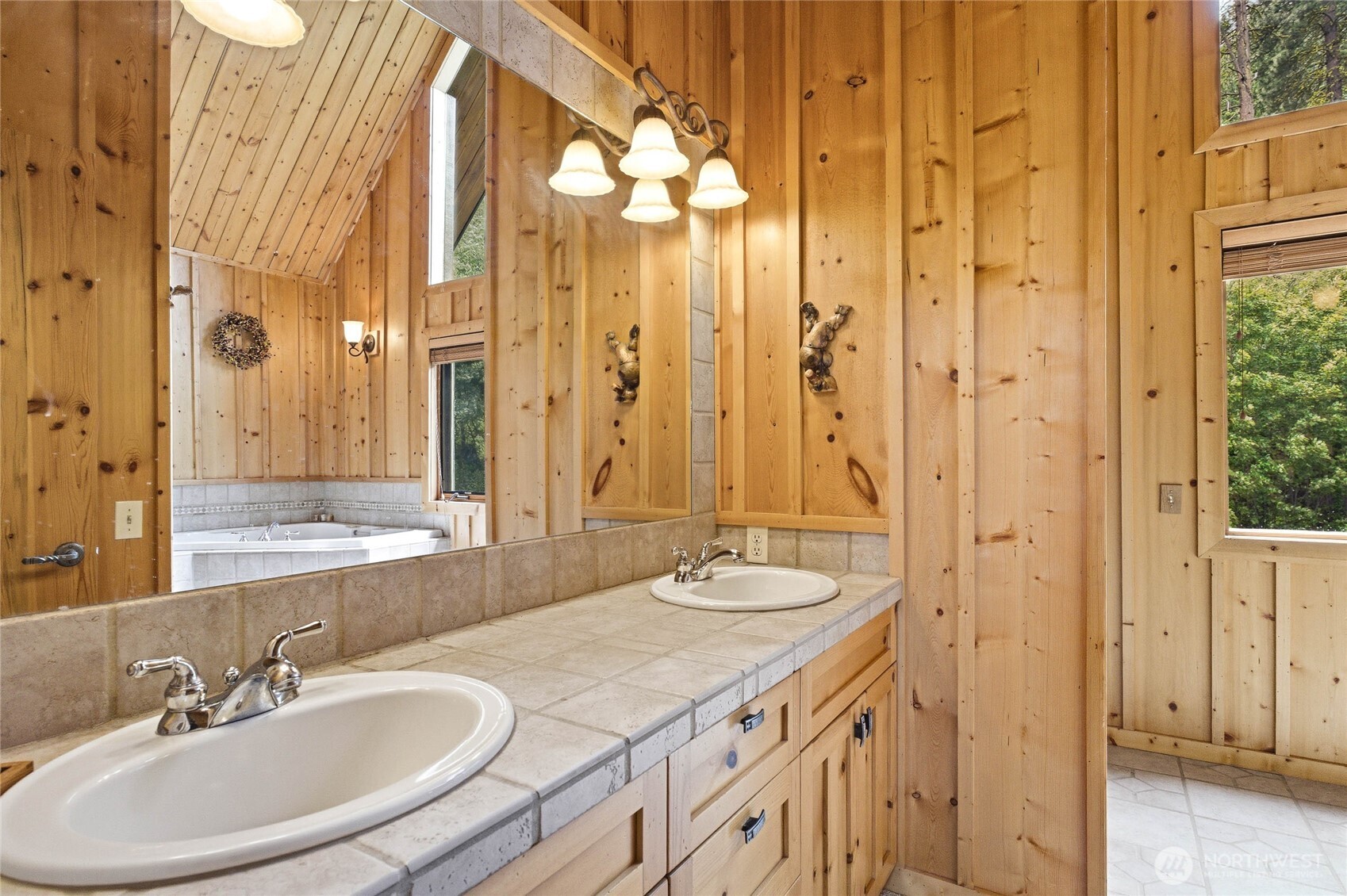 9350 N North Fork Road Property Photo 33