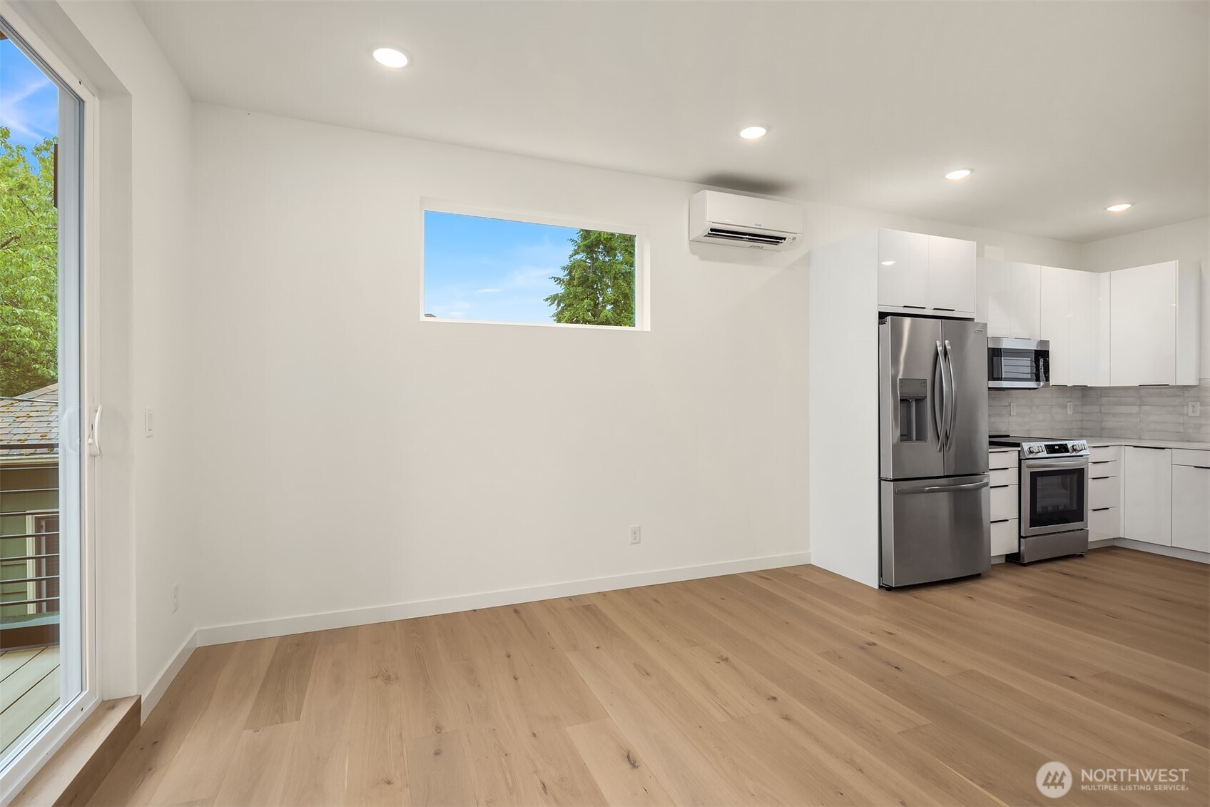 7334 25th Avenue Property Photo 10