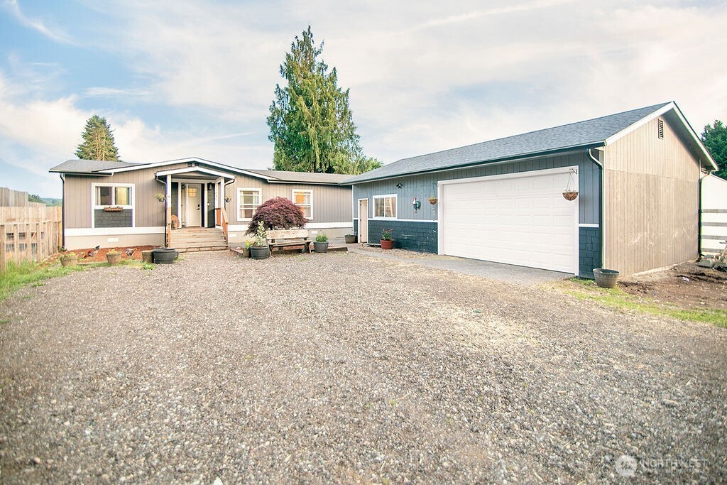 11845 School Land Road Property Photo 1