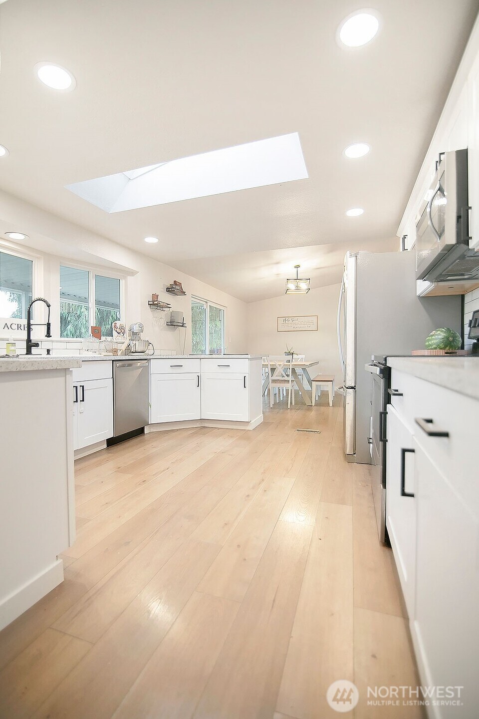 11845 School Land Road Property Photo 8