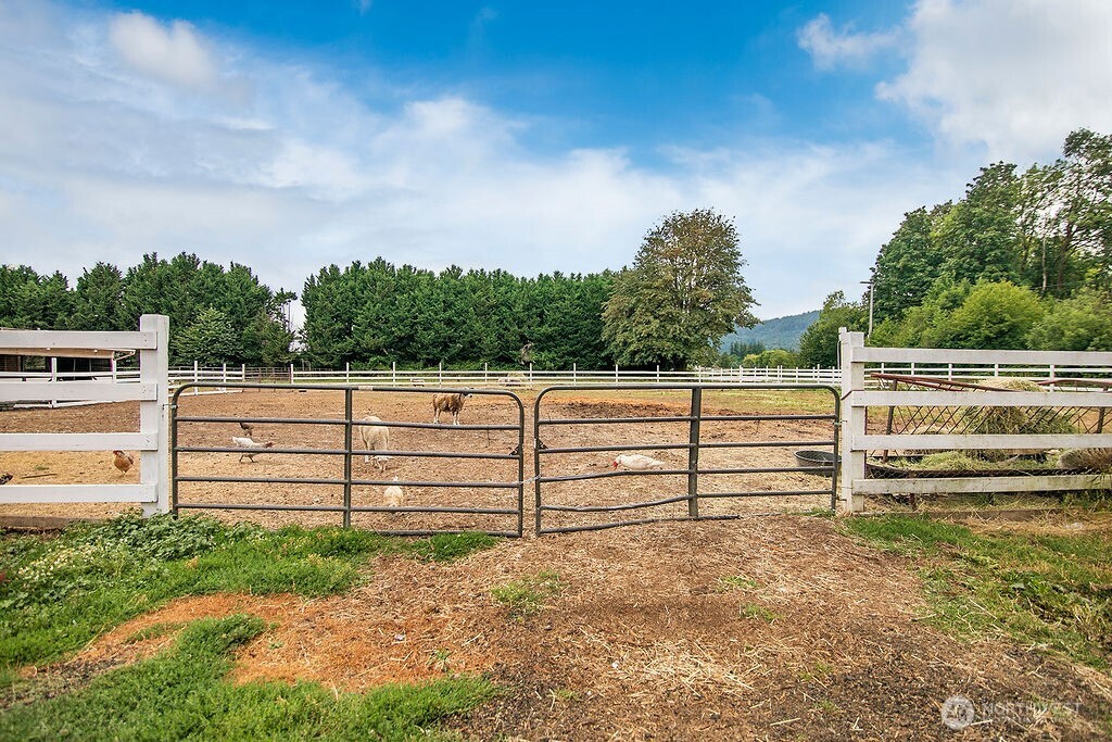 11845 School Land Road Property Photo 31
