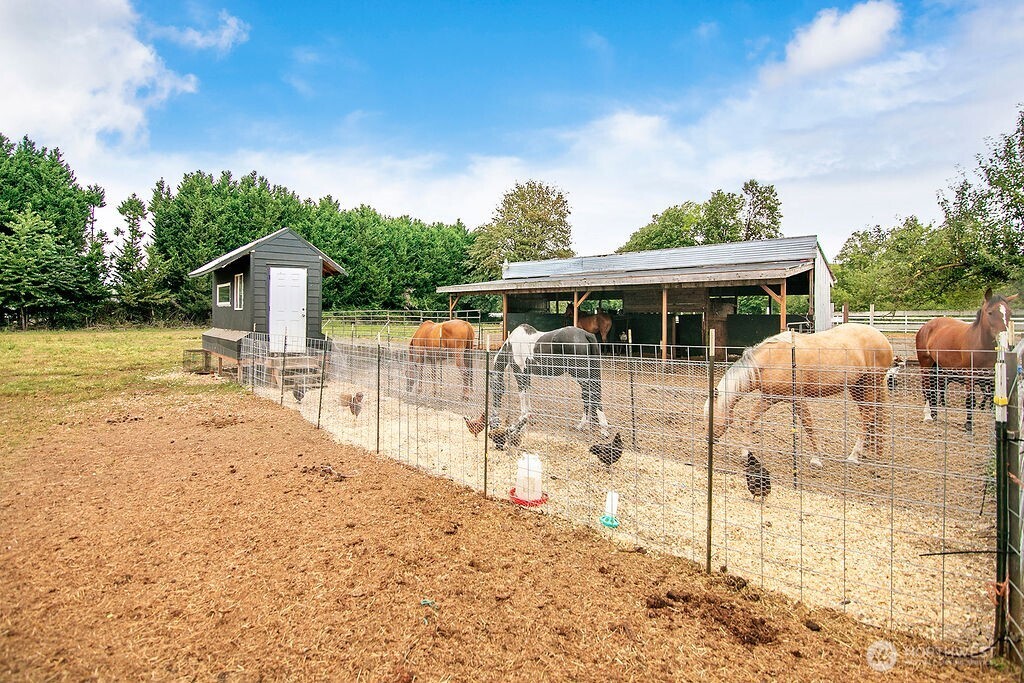11845 School Land Road Property Photo 34