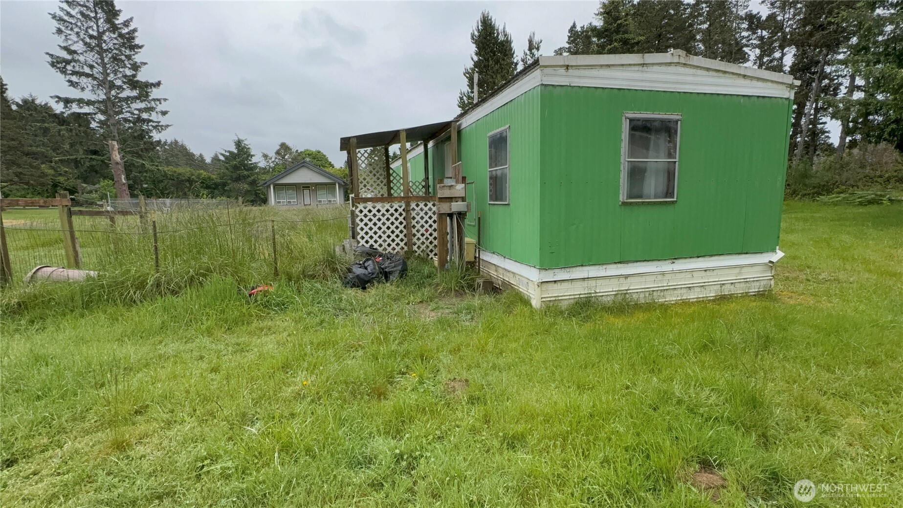 23612 U Street Property Photo 3