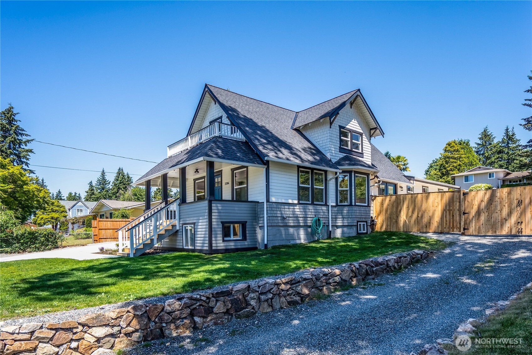 2206 15th Avenue Property Photo 3