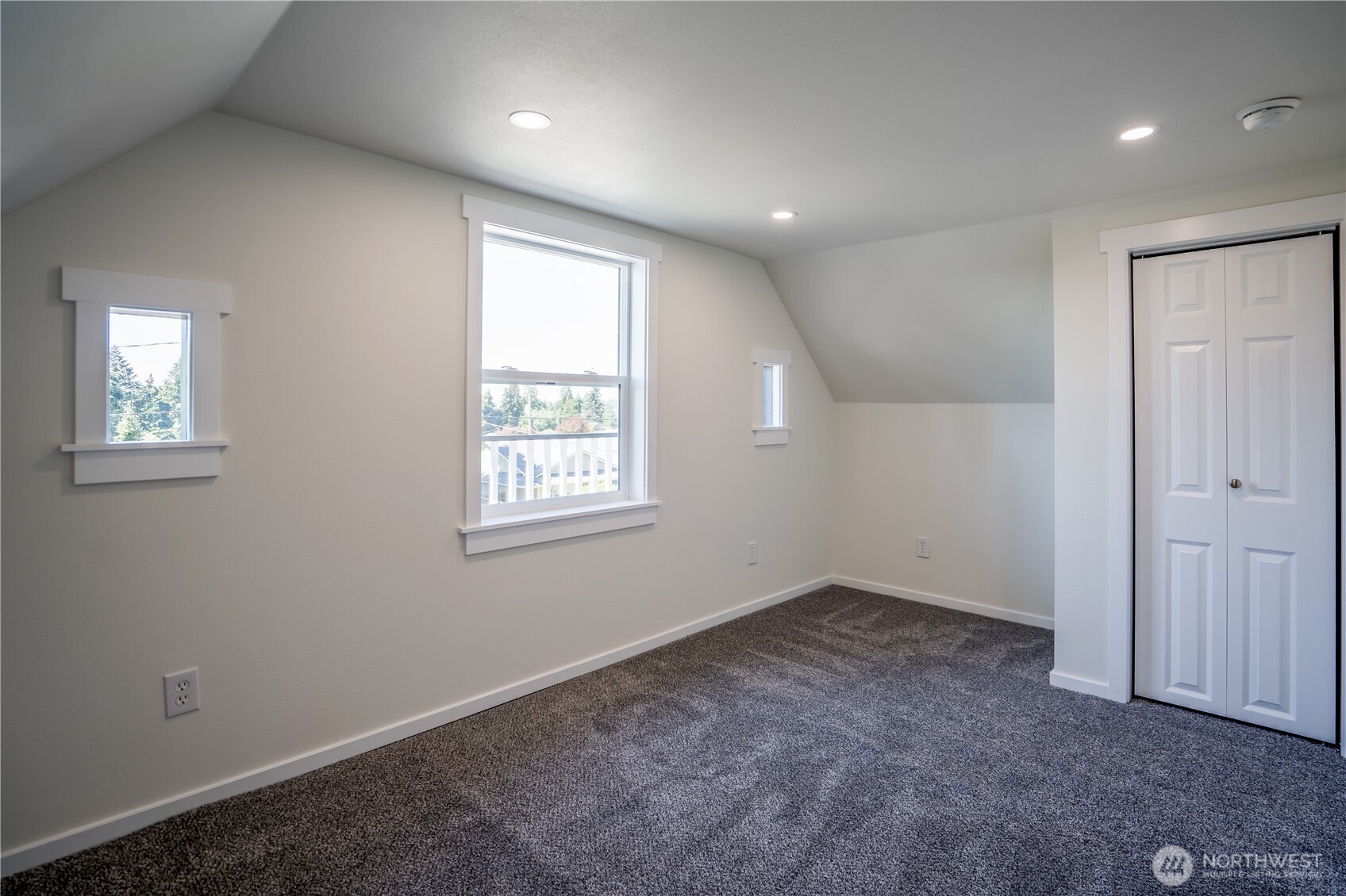 2206 15th Avenue Property Photo 27