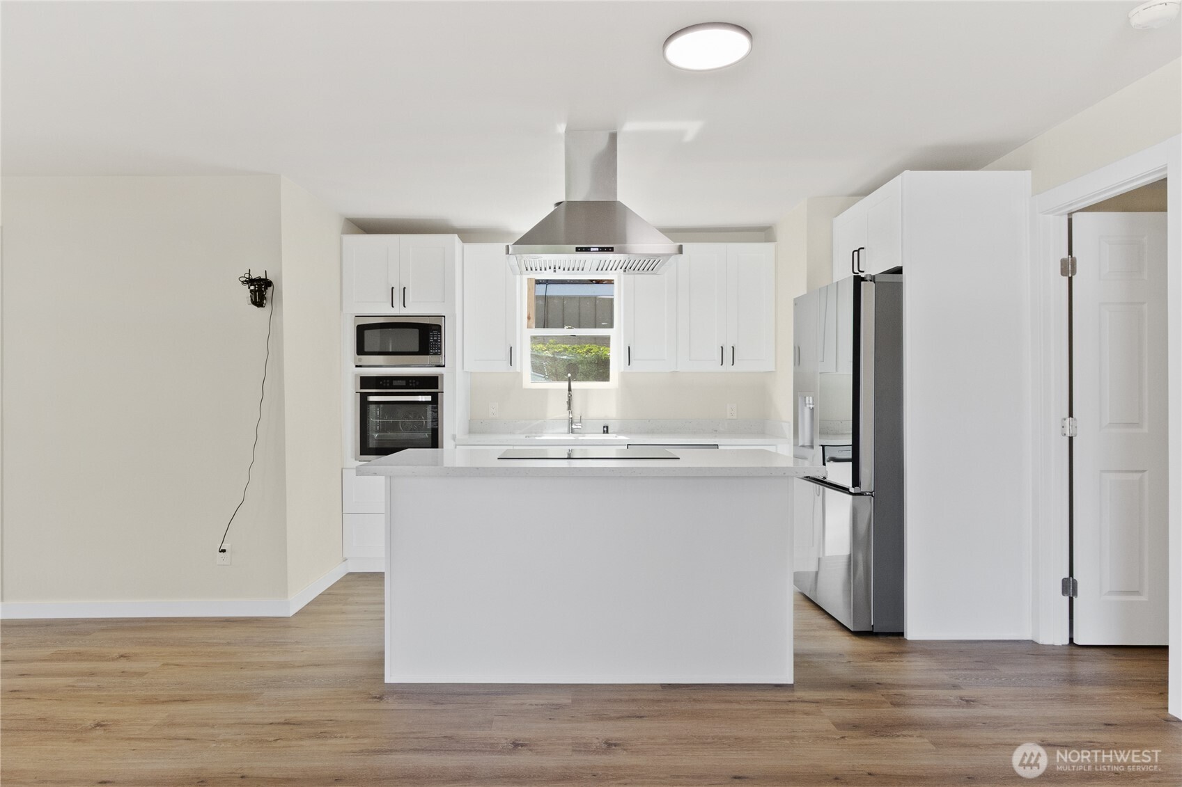 421 4th Street Property Photo 11