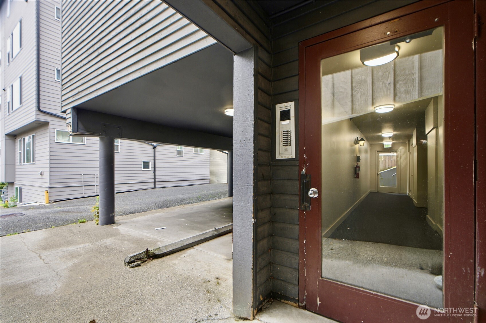 10732 Stone Avenue 1-6 Property Photo 2