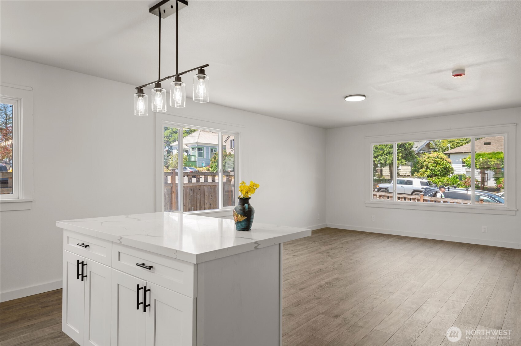 1231 4th Street Property Photo 5