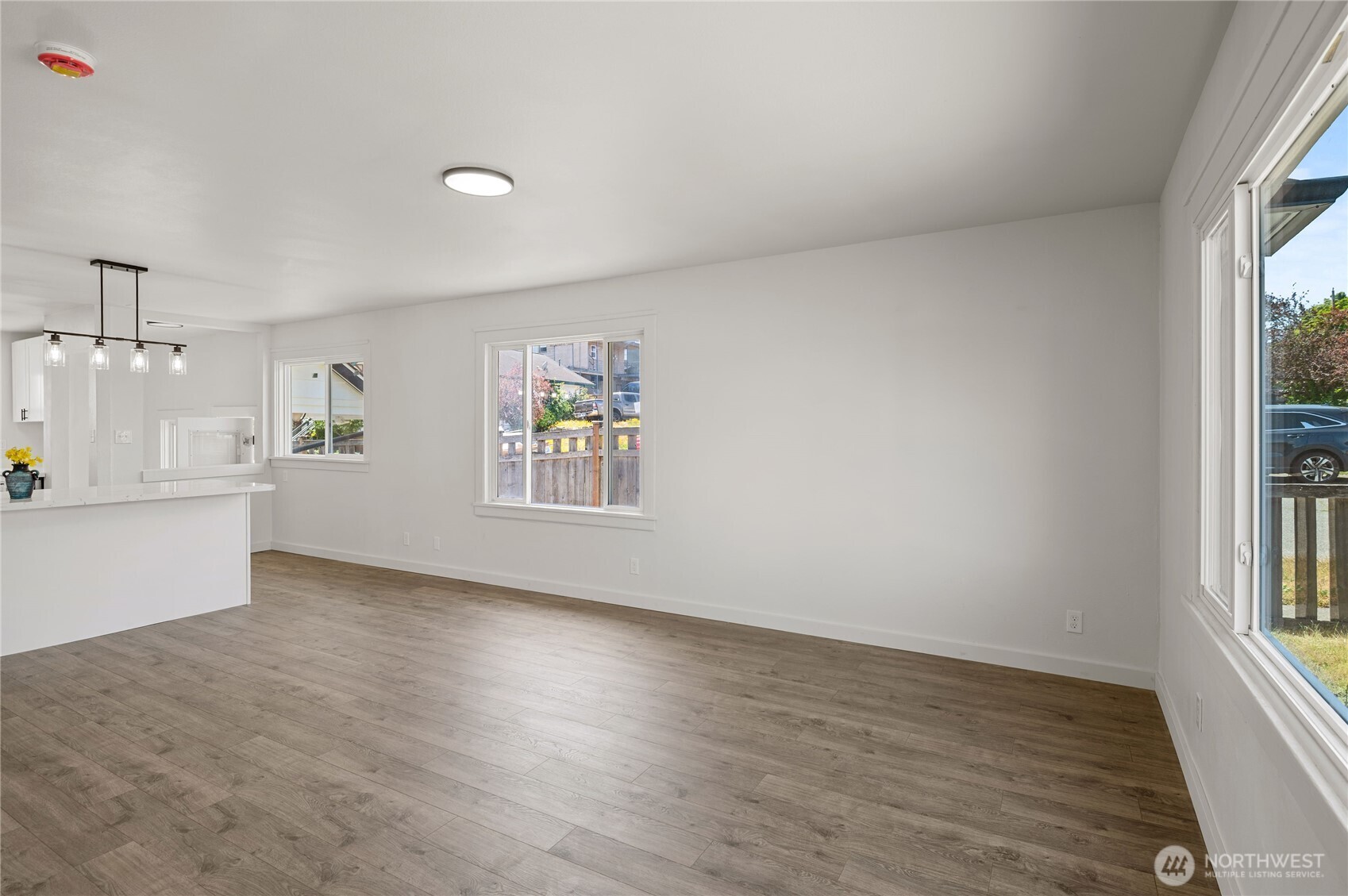 1231 4th Street Property Photo 6