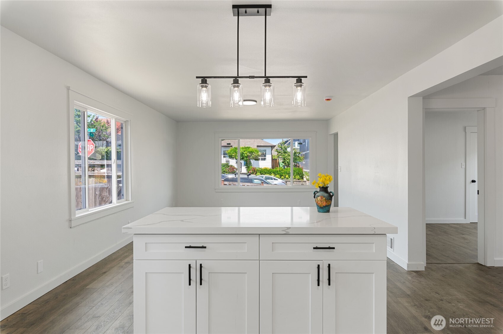 1231 4th Street Property Photo 8