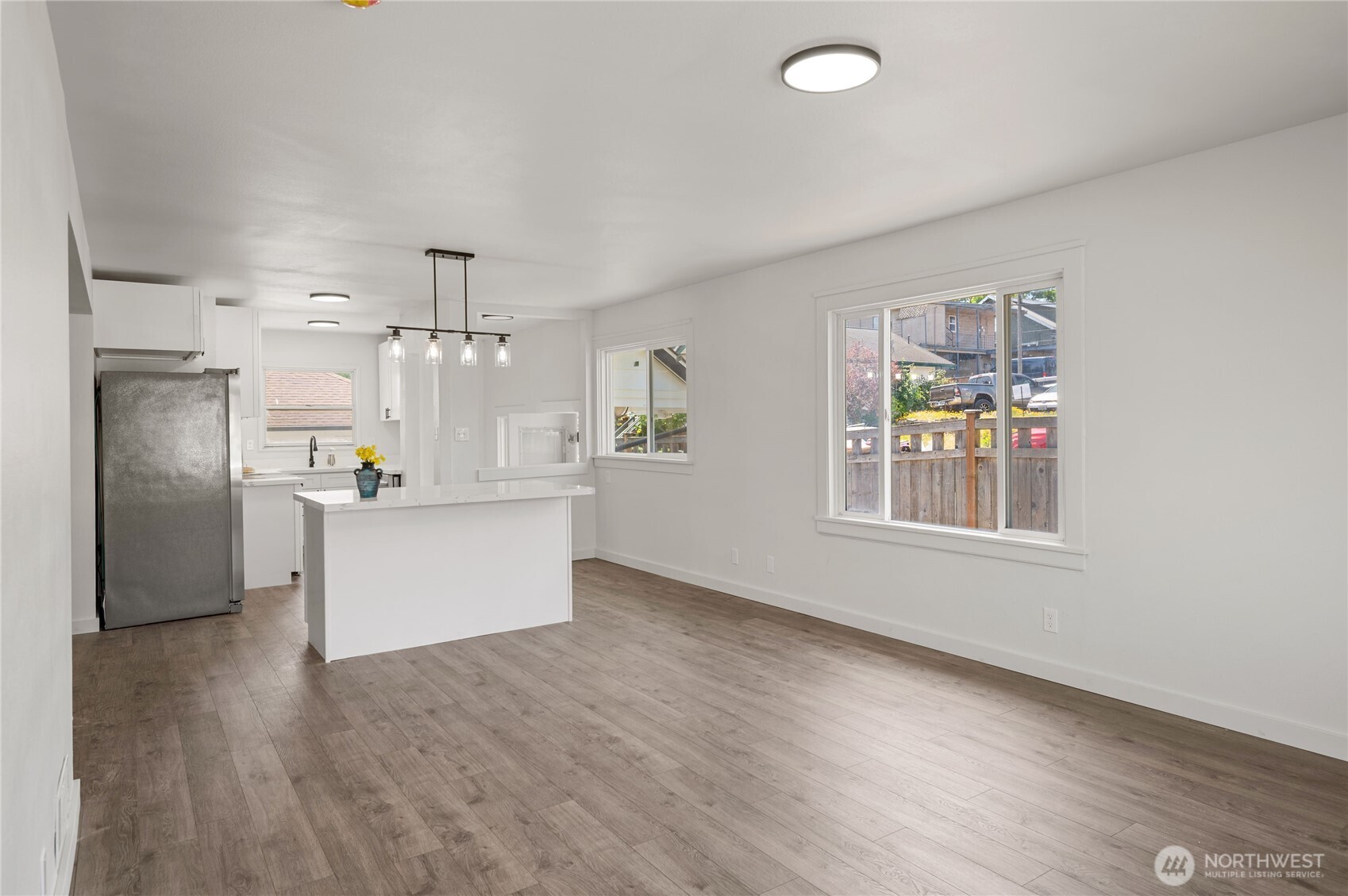 1231 4th Street Property Photo 11