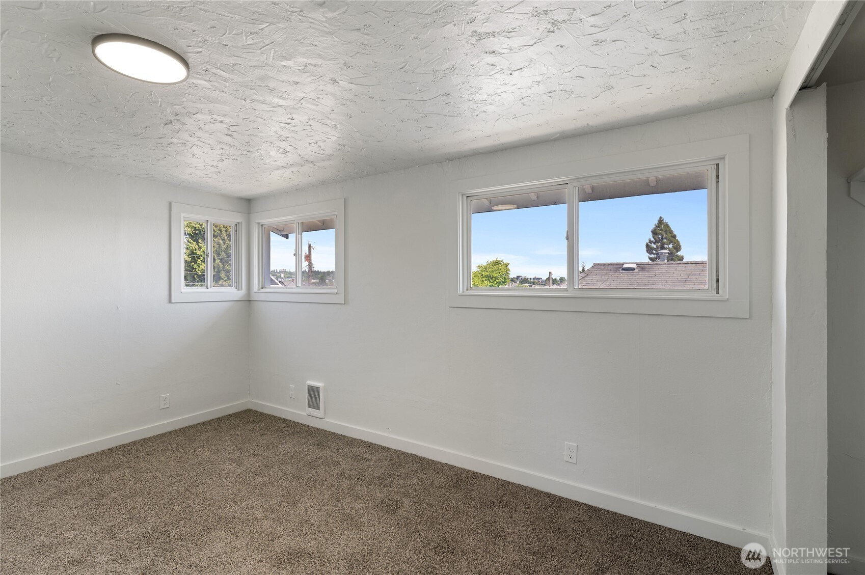 1231 4th Street Property Photo 16