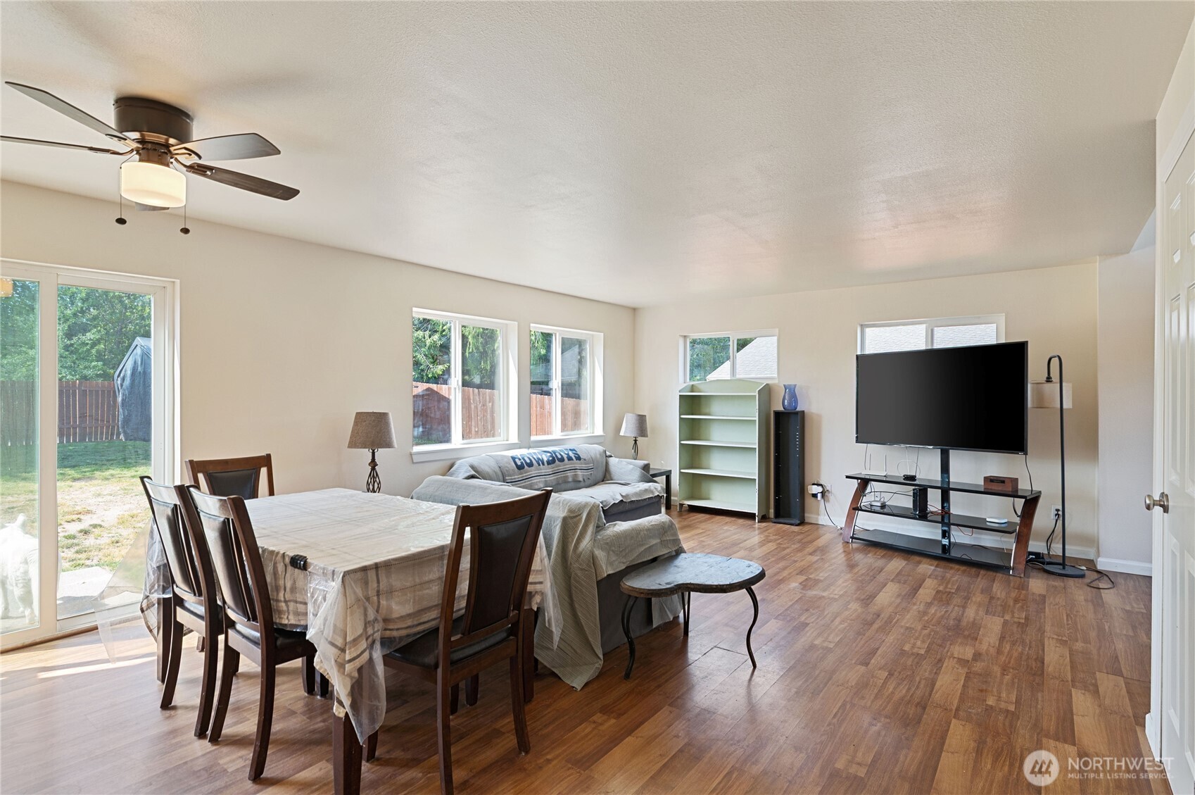 7838 Celtic Loop Property Photo 9