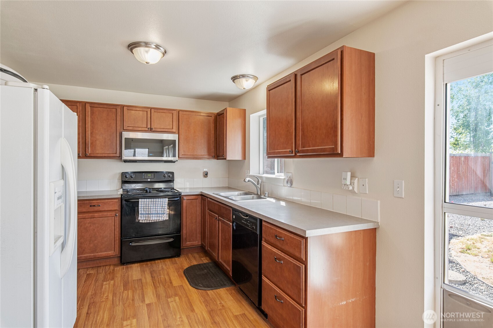 7838 Celtic Loop Property Photo 13