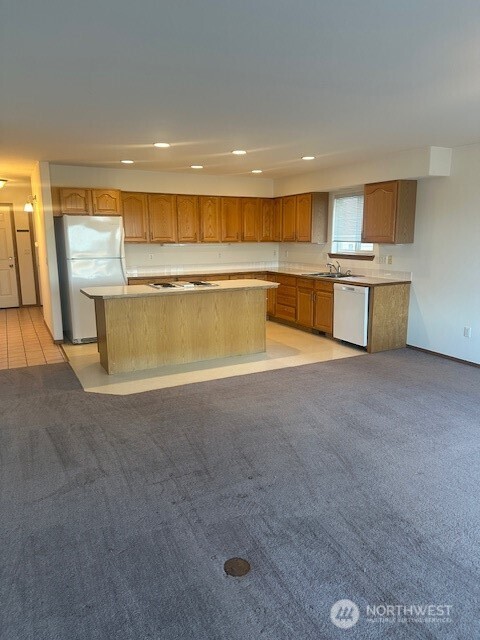 1300 W Marina Drive 16 Property Photo 5