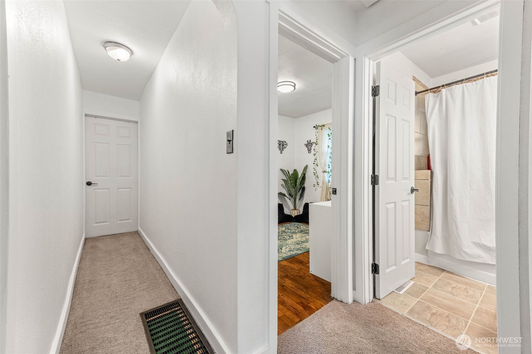 6810 Fawcett Avenue Property Photo 12