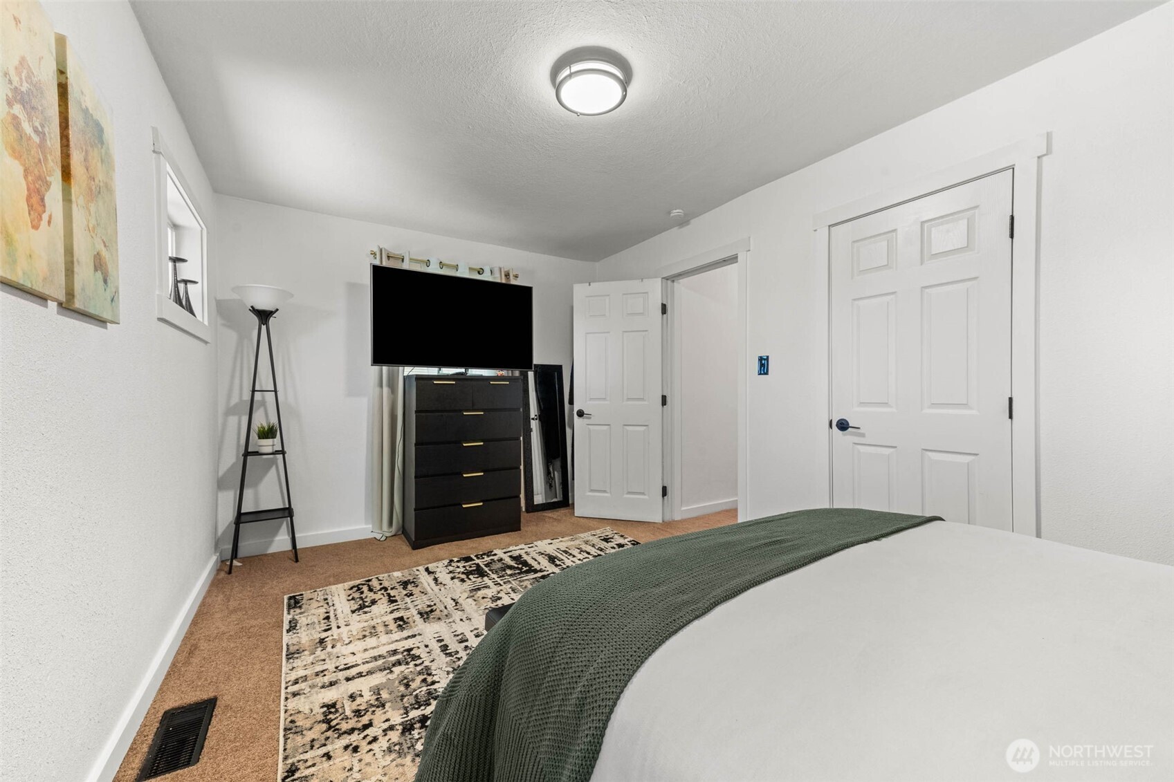 6810 Fawcett Avenue Property Photo 18