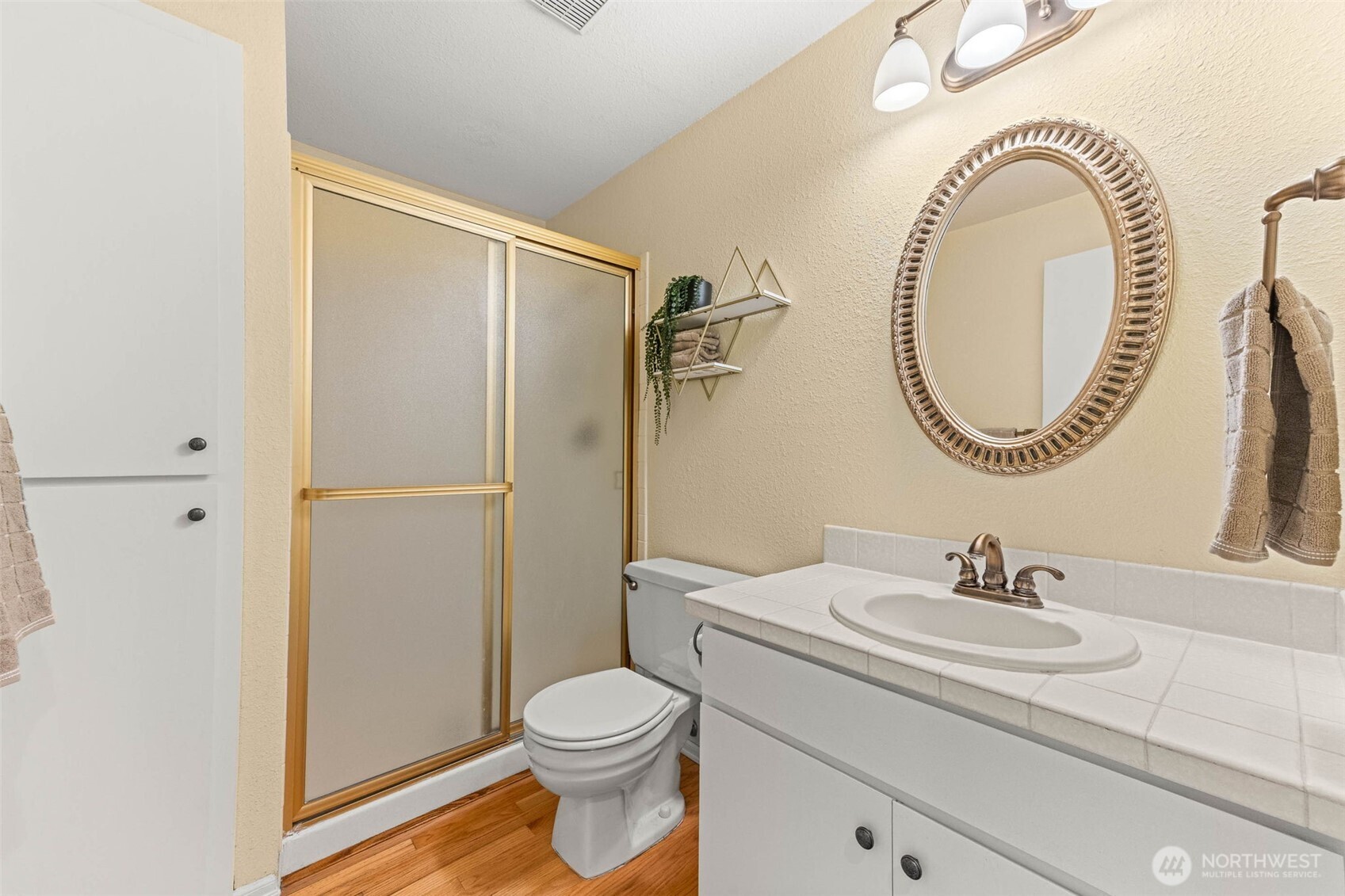 909 30th Street 2c Property Photo 8
